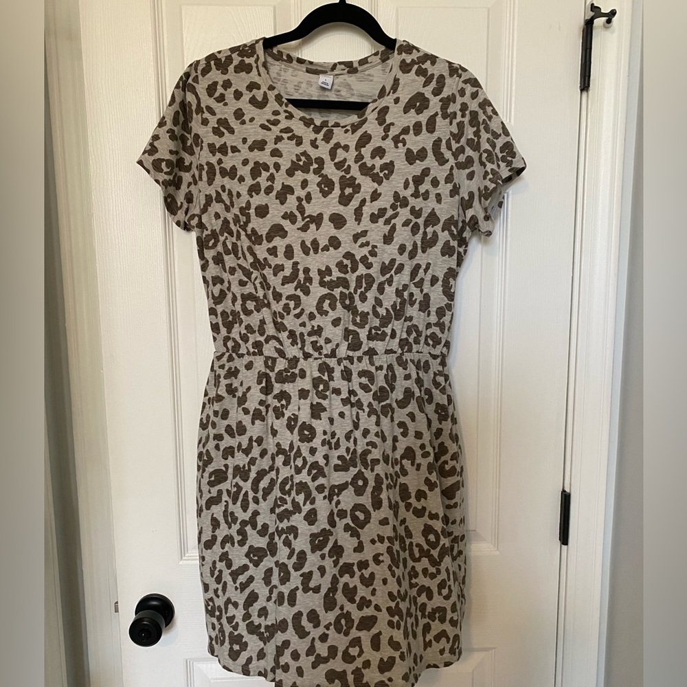 Old Navy leopard cotton dress